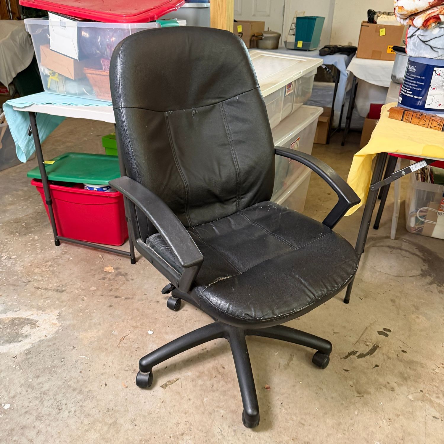 Executive chair, needs some tape repair to seat, light cleaning Executive chair, needs some tape repair to seat, light cleaning