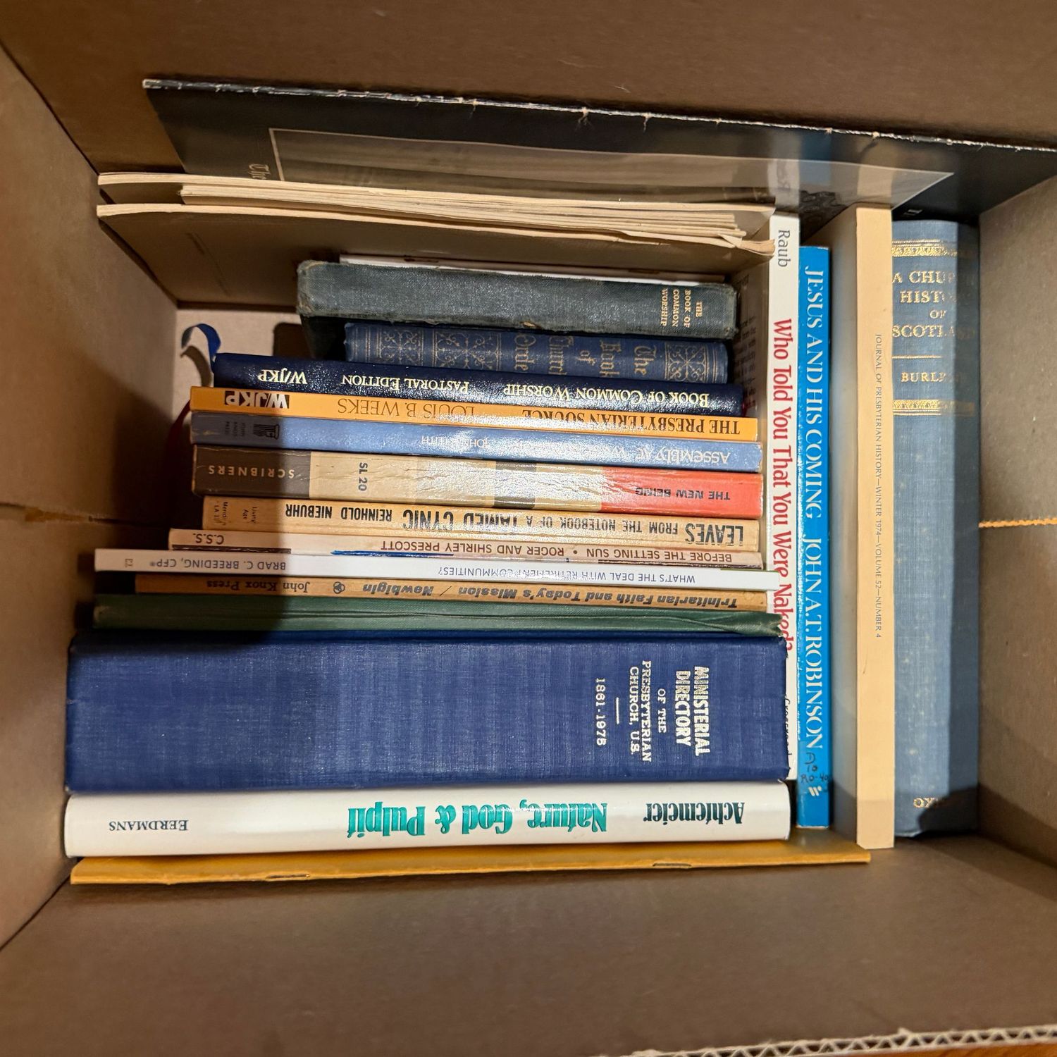 Box of books including Ministrerial Dictionary Box of books including Ministrerial Dictionary