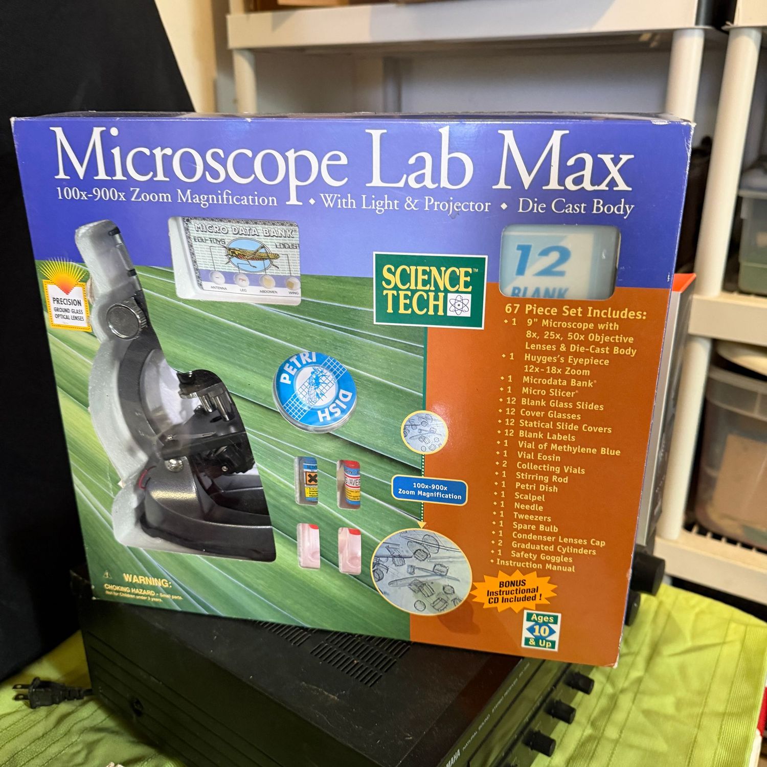 Microscope lab max, in box Microscope lab max, in box