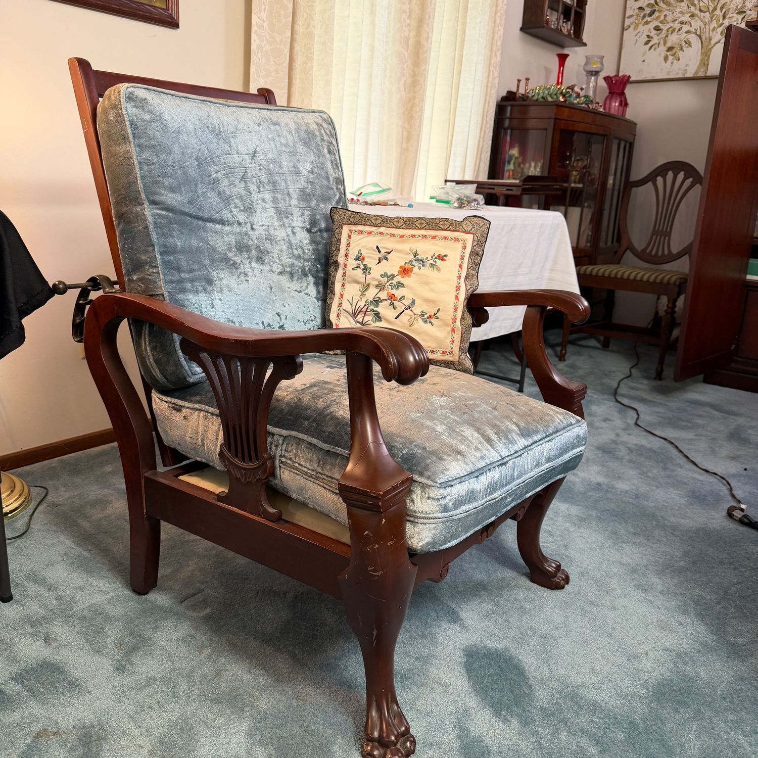 Victorian reclining Morris-style chair, paw foot, minor wear and minimal scratches, 40"H x 28"D