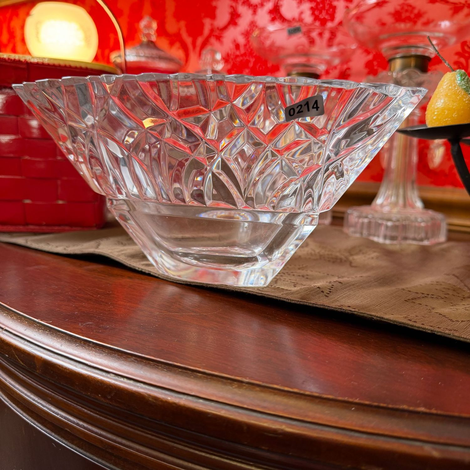 Mikasa crystal Bali triangle bowl, 9"W, S0214
