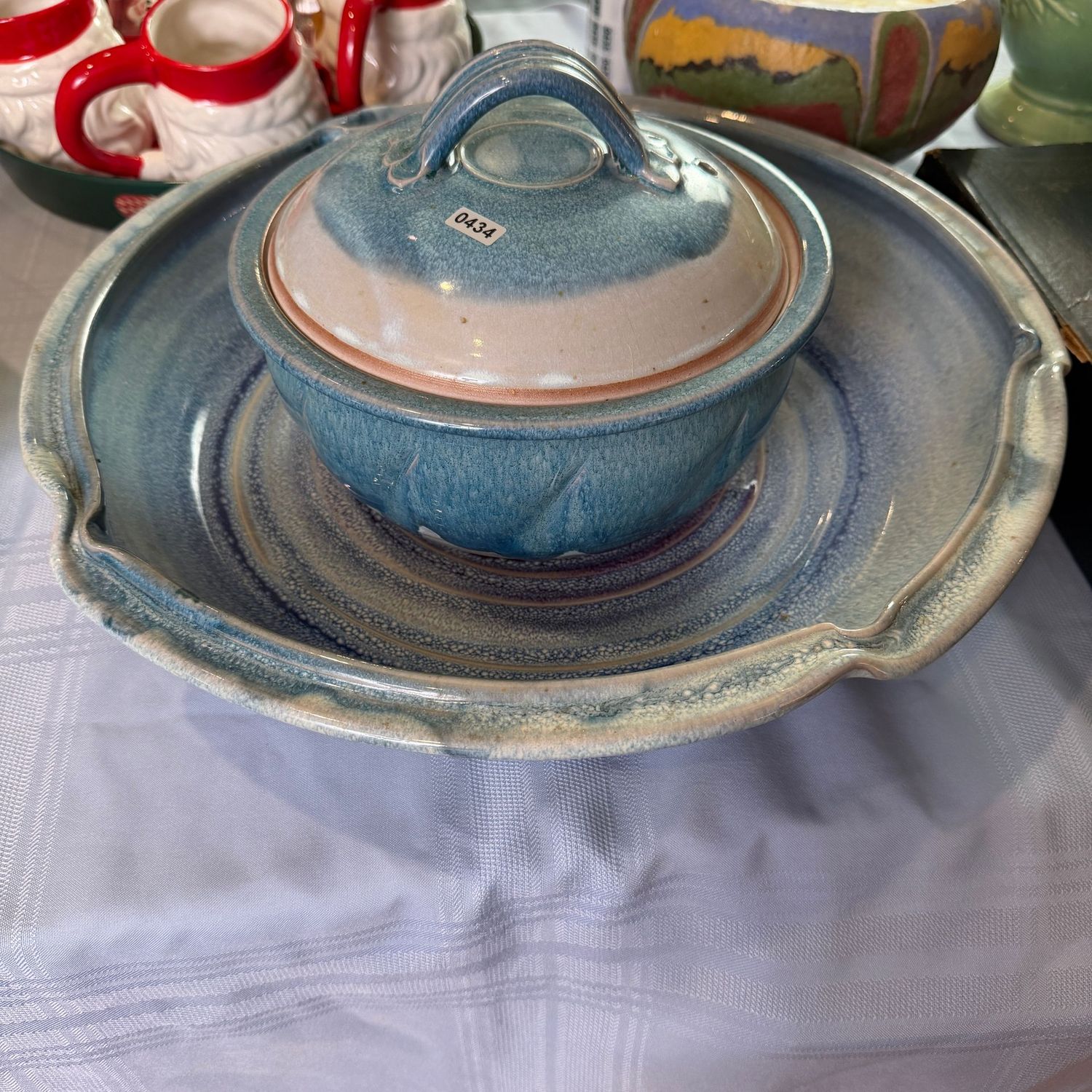 Floe Pottery covered casserole and large 15" centerpiece bowl, S0434