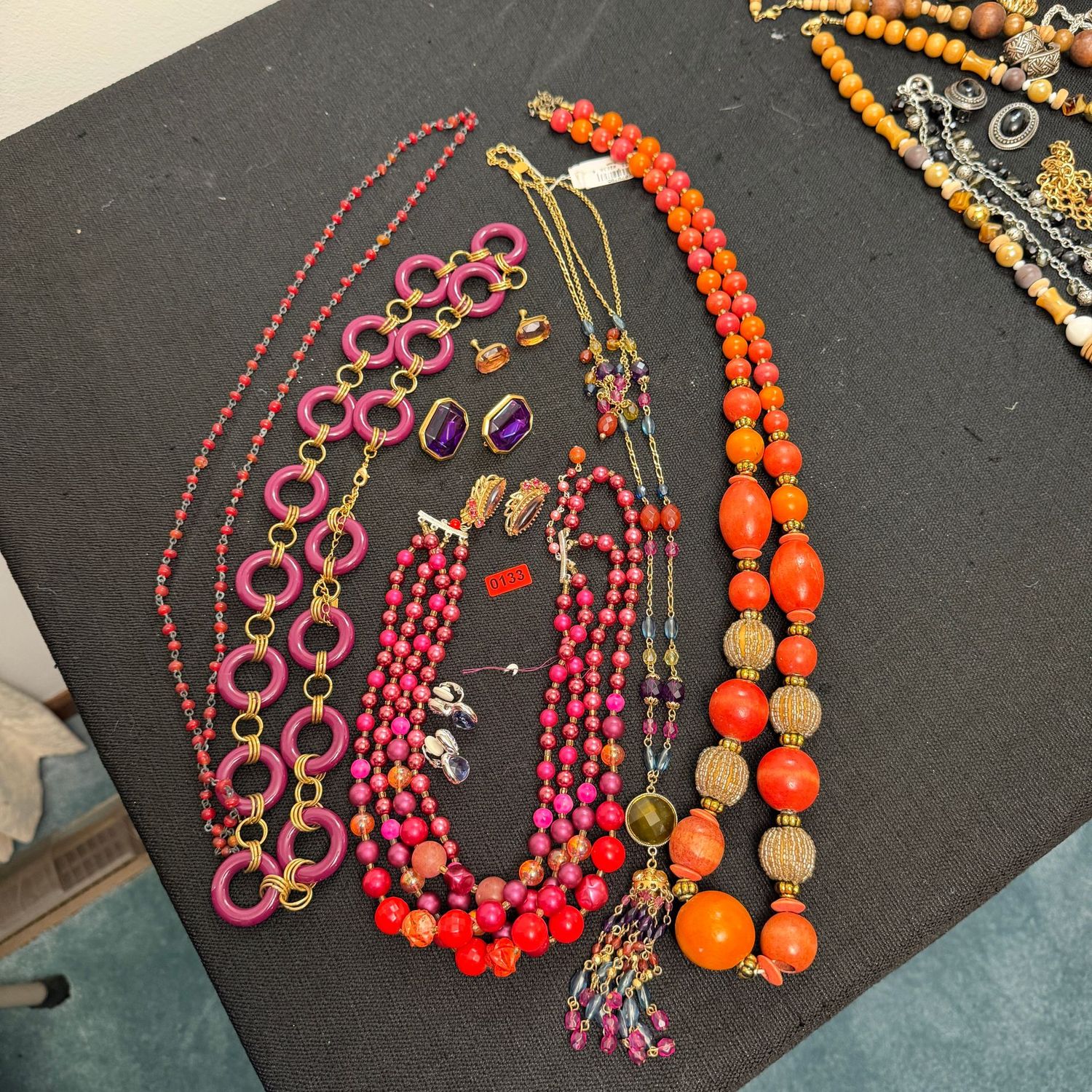 Jewelry Lot R0133, fuchsia and tangerine necklaces, clip-on earrings Jewelry Lot R0133, fuchsia and tangerine necklaces, clip-on earrings
