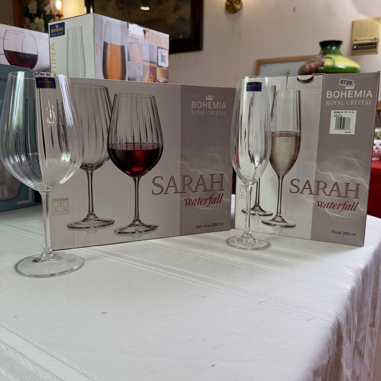 Bohemia Royal Crystal Sarah Waterfall pattern 6 red wine and 6 champagne flutes in box, S0720 Bohemia Royal Crystal Sarah Waterfall pattern 6 red wine and 6 champagne flutes in box, S0720