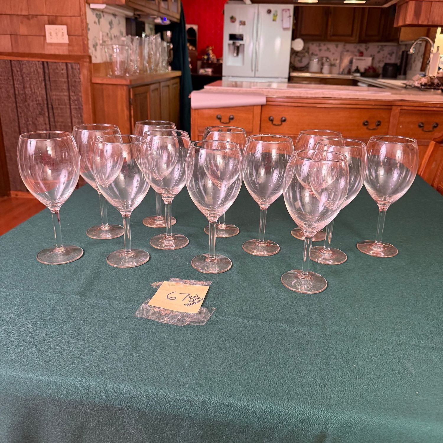 Box Lot (Wrapped) 67, Set of 12 red wine stemware/water glasses