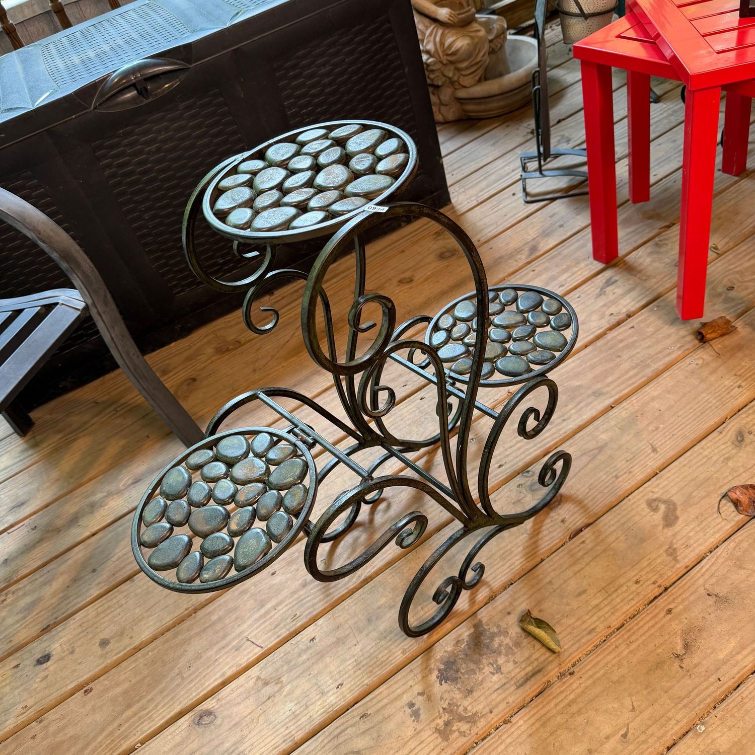 Metal plant stand, scrollwork holds pebble-shaped shelves, nice condition, 25 Metal plant stand, scrollwork holds pebble-shaped shelves, nice condition, 25"H x 27"W, S0934
