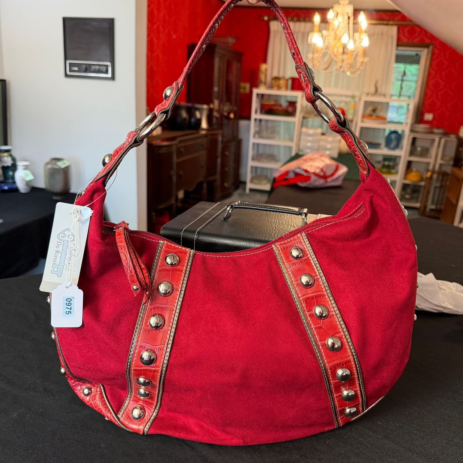 Genna De Rossi red hobo purse, 9" x 15"S0975