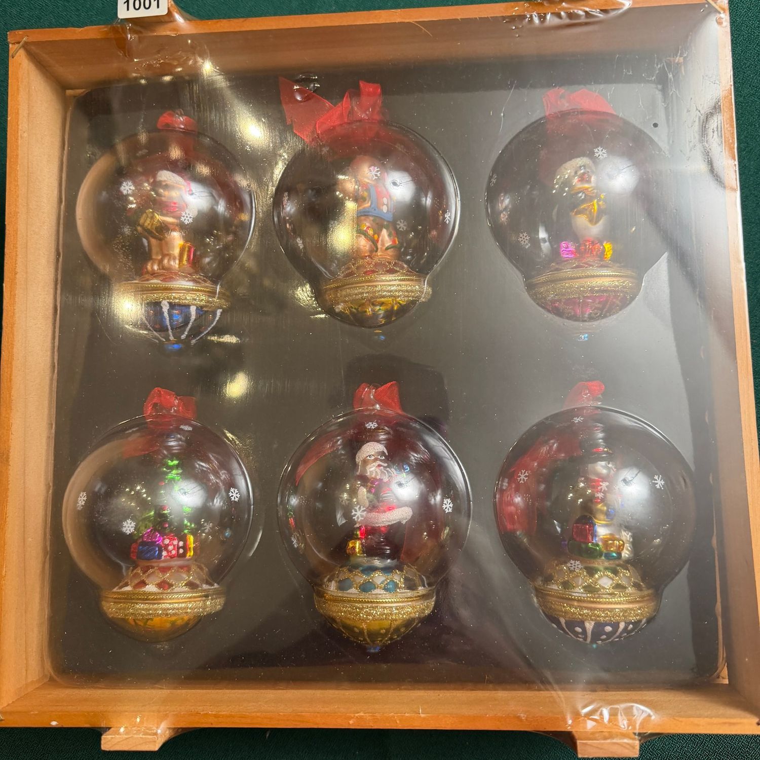 Living Quarters crate of 6 ornaments, appear to be glass, S1001 Living Quarters crate of 6 ornaments, appear to be glass, S1001