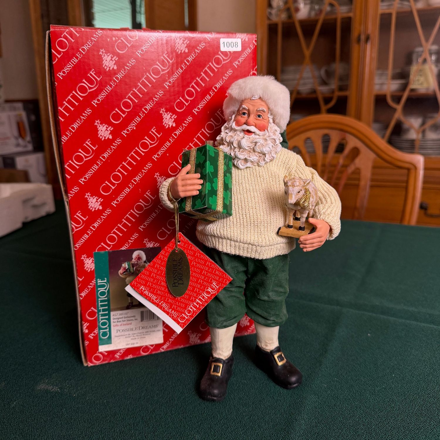 Clothtique Gifts of Ireland, Santa with box, 10 Clothtique Gifts of Ireland, Santa with box, 10", S1008