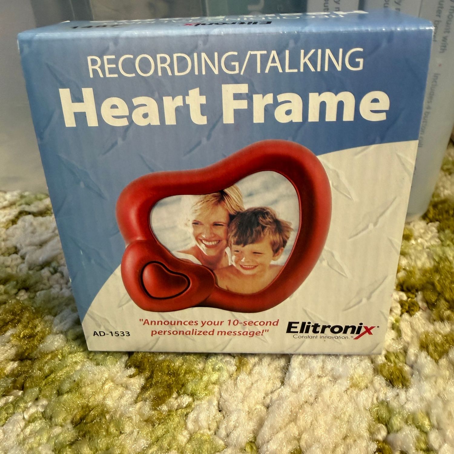 Recording/Talking Heart Frame, holds 2.35 Recording/Talking Heart Frame, holds 2.35" photo S1487
