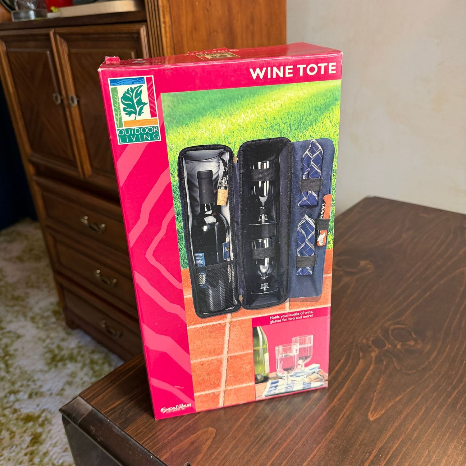 Outdoor Living wine tote, S1523 Outdoor Living wine tote, S1523