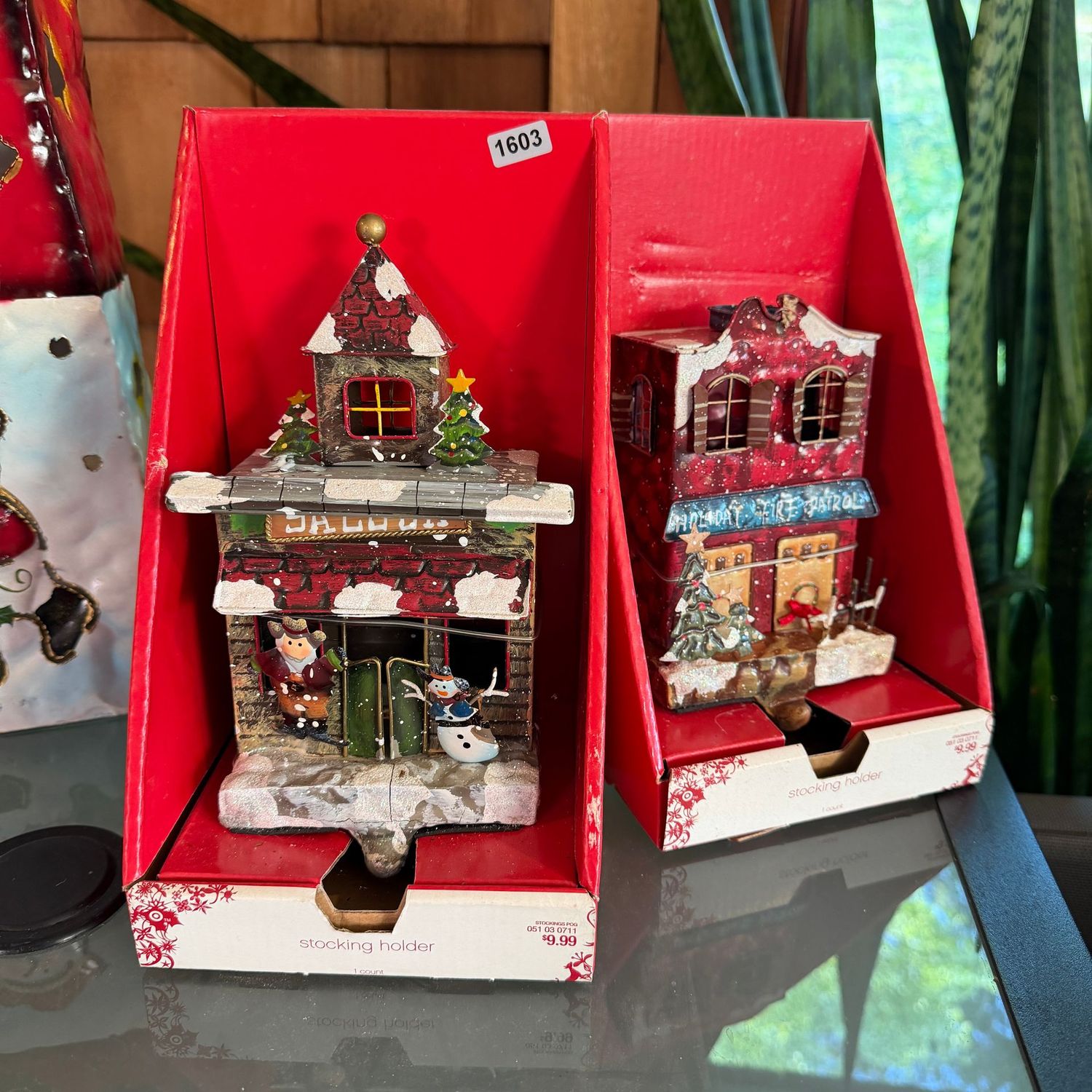 Pair of rustic metal stocking holders, S1603 Pair of rustic metal stocking holders, S1603