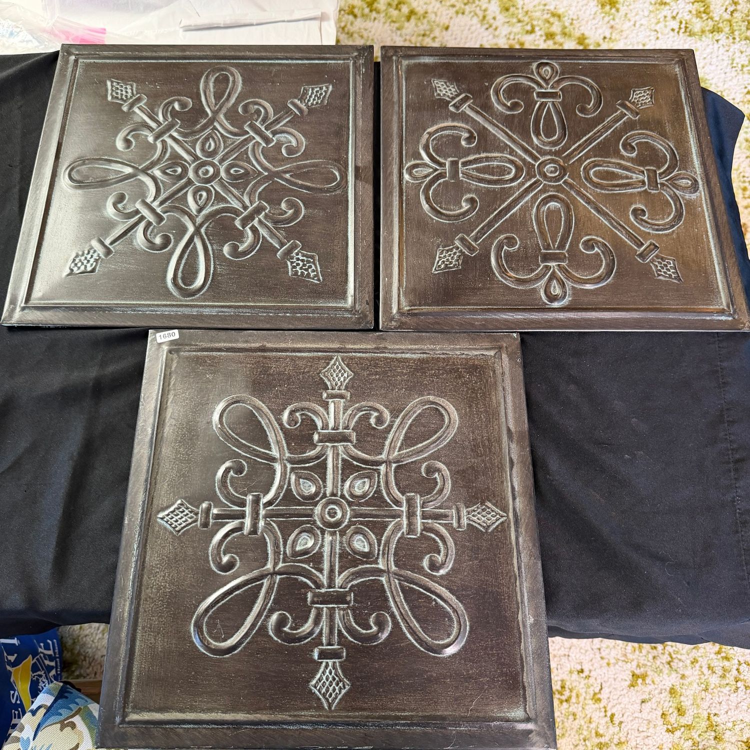 Southern Living at Home metal wall plaques, 14 Southern Living at Home metal wall plaques, 14", S1680