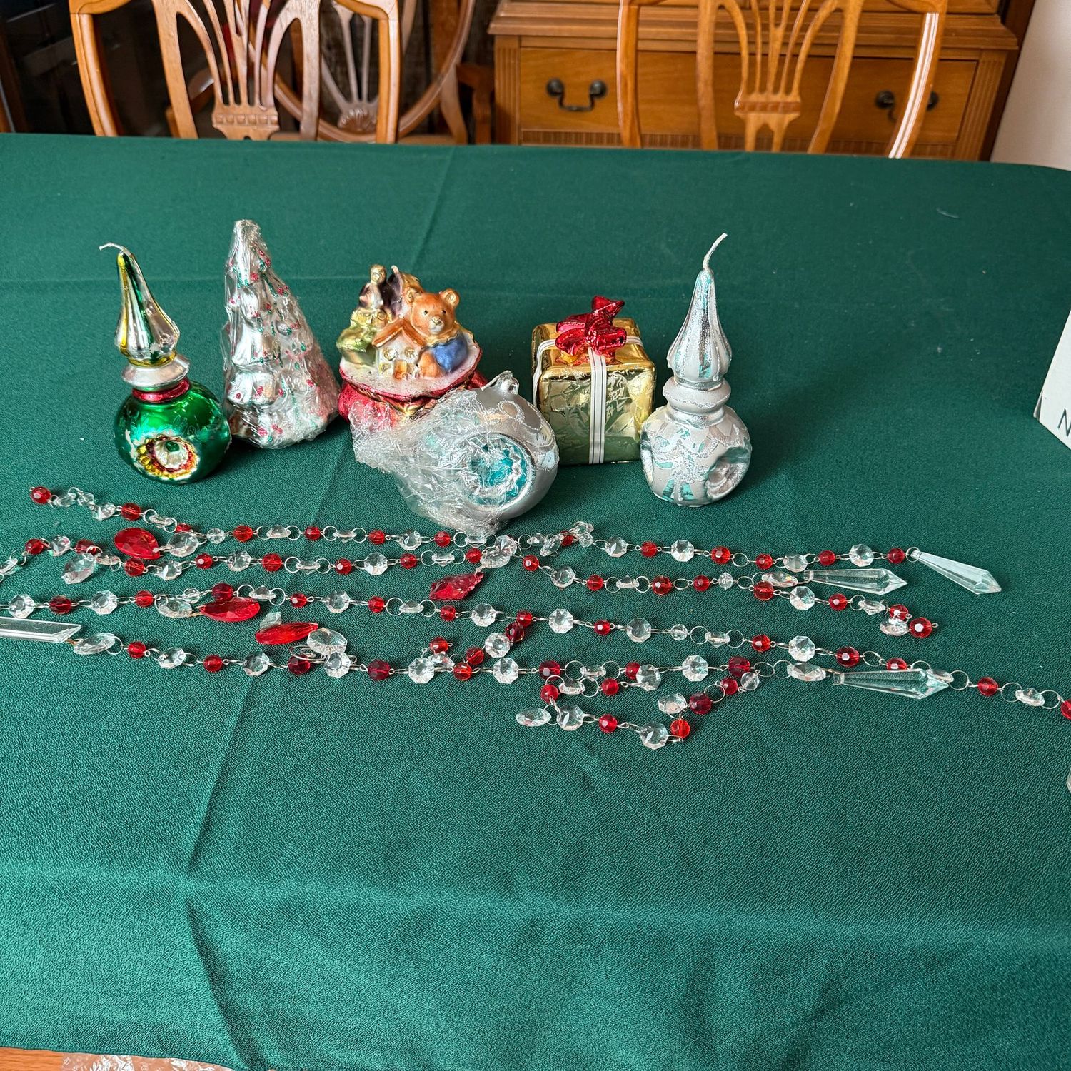 Group of candles in Christmas tree, box, ornament shapes (mild wear) crystal beads, S1857 Group of candles in Christmas tree, box, ornament shapes (mild wear) crystal beads, S1857