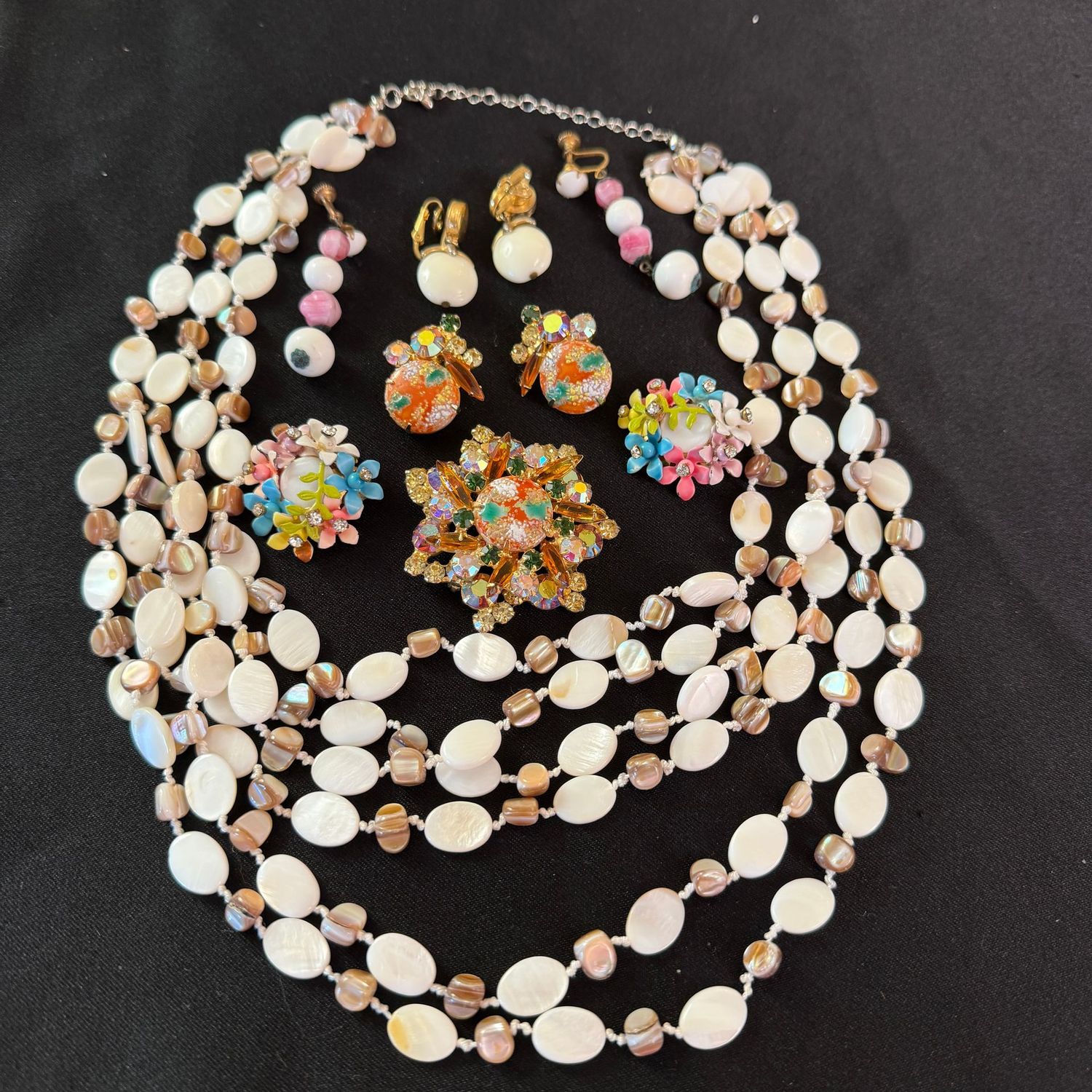 Jewelry Lot R0275 Multi-strand stone necklace, Juliana Easter Egg brooch and matching earrings, Jewelry Lot R0275 Multi-strand stone necklace, Juliana Easter Egg brooch and matching earrings,