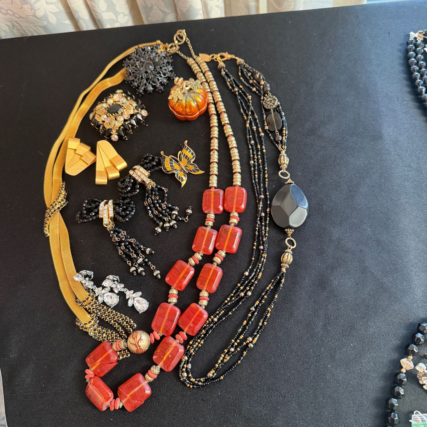 Jewelry Lot R0325 fall collection with jeweled gold-tone necklace, (coral necklace may need some repairs) enameled pumpkin trinket box, earrings, brooches Jewelry Lot R0325 fall collection with jeweled gold-tone necklace, (coral necklace may need some repairs) enameled pumpkin trinket box, earrings, brooches