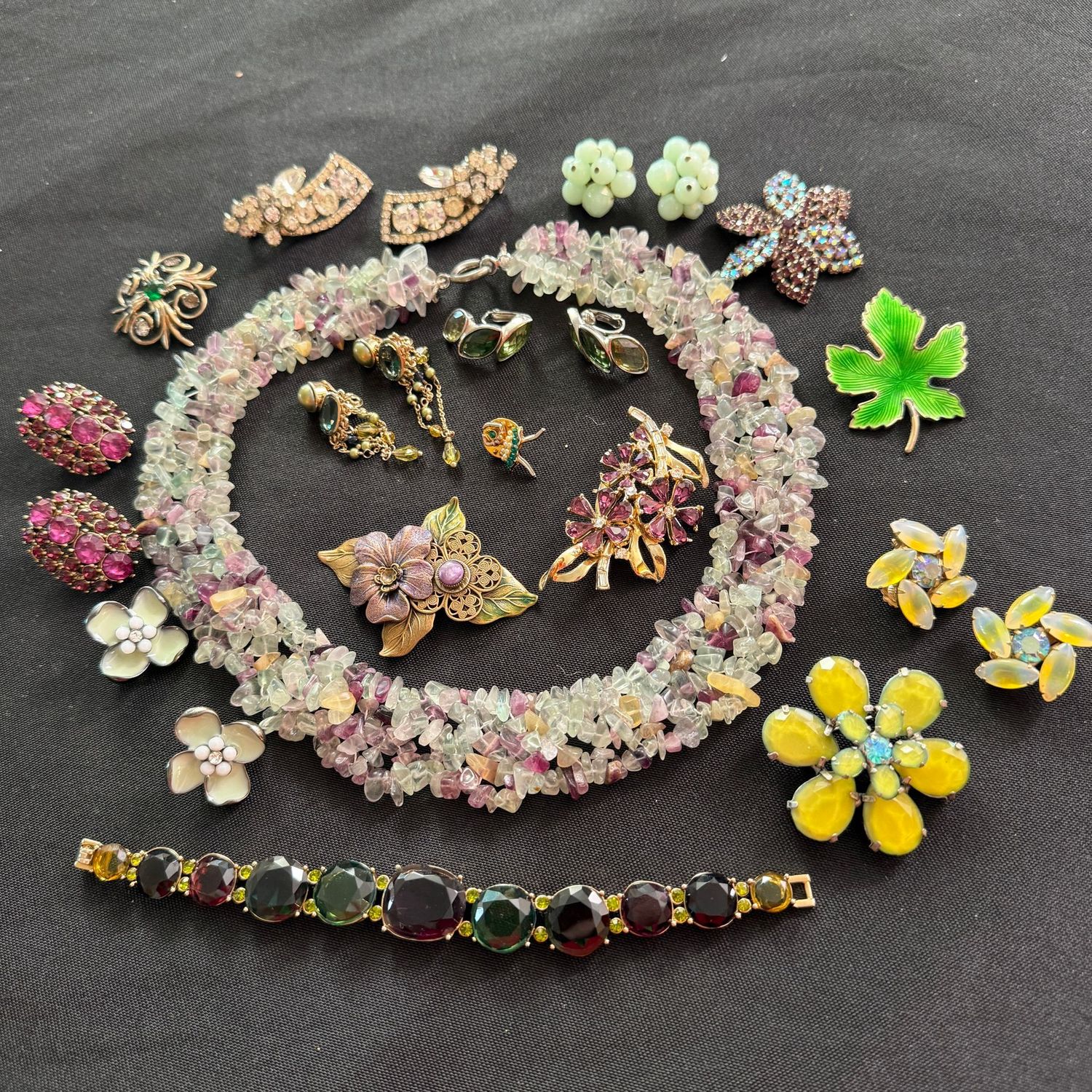 Jewelry Lot R0314 jewel-tone Monet bracelet, fluorite chip necklace, W. German cluster earrings, yellow, pink, and green brooches, clip earrings Jewelry Lot R0314 jewel-tone Monet bracelet, fluorite chip necklace, W. German cluster earrings, yellow, pink, and green brooches, clip earrings