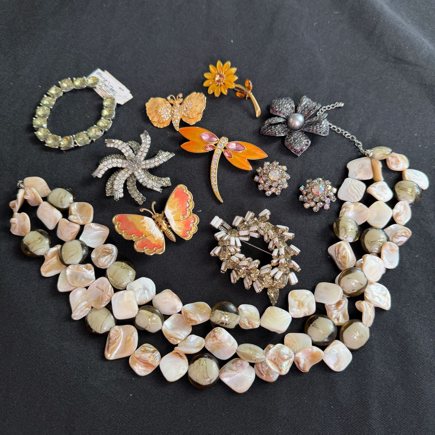 Jewelry Lot R0313 multi-strand stone necklace, butterfly, flower brooches, Jewelry Lot R0313 multi-strand stone necklace, butterfly, flower brooches,