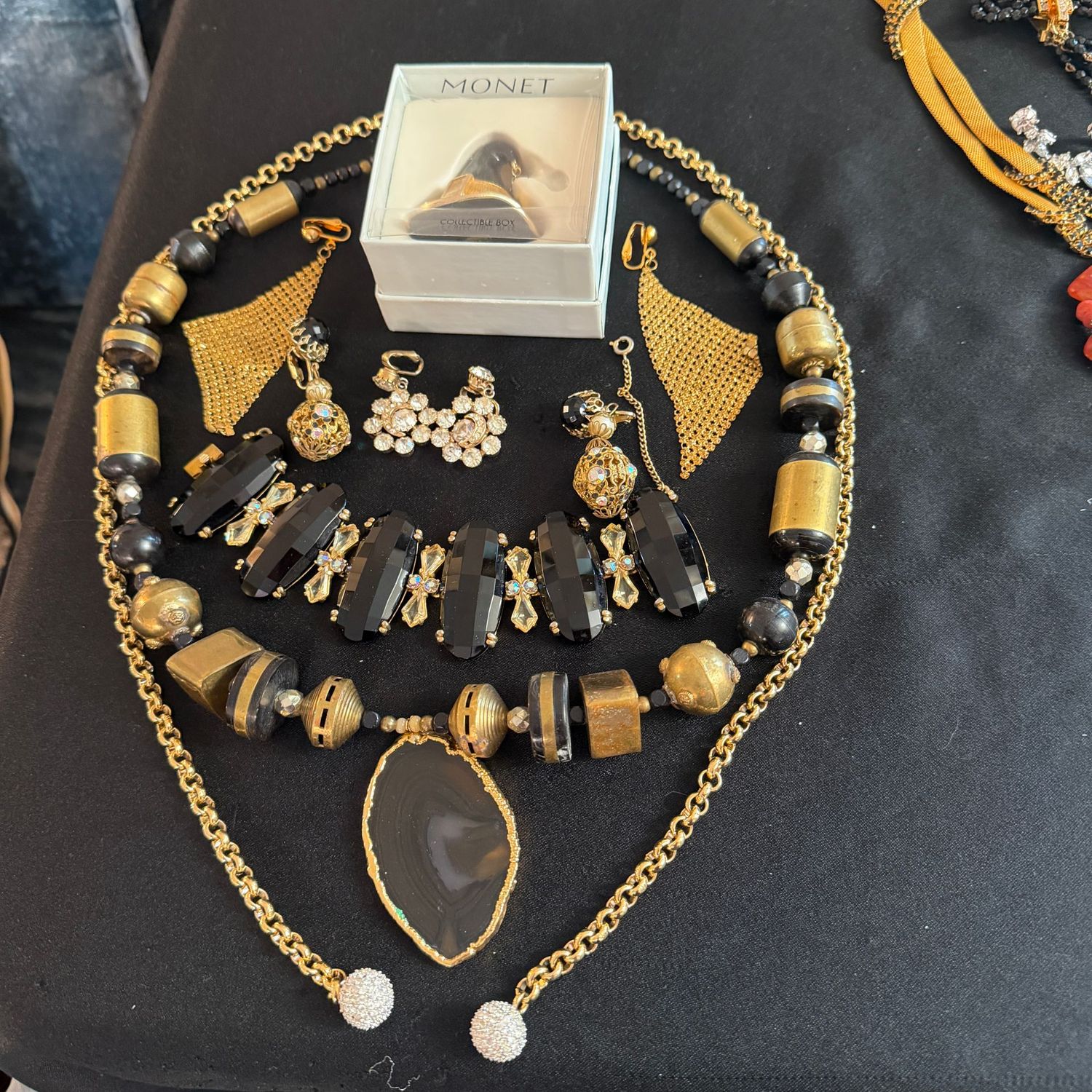 Jewelry Lot R0324 Elegant Halloween with black and gold mesh earrings, drop earrings, chunky bracelet and necklace, plus Monet enameled witch's hat trinket box Jewelry Lot R0324 Elegant Halloween with black and gold mesh earrings, drop earrings, chunky bracelet and necklace, plus Monet enameled witch's hat trinket box