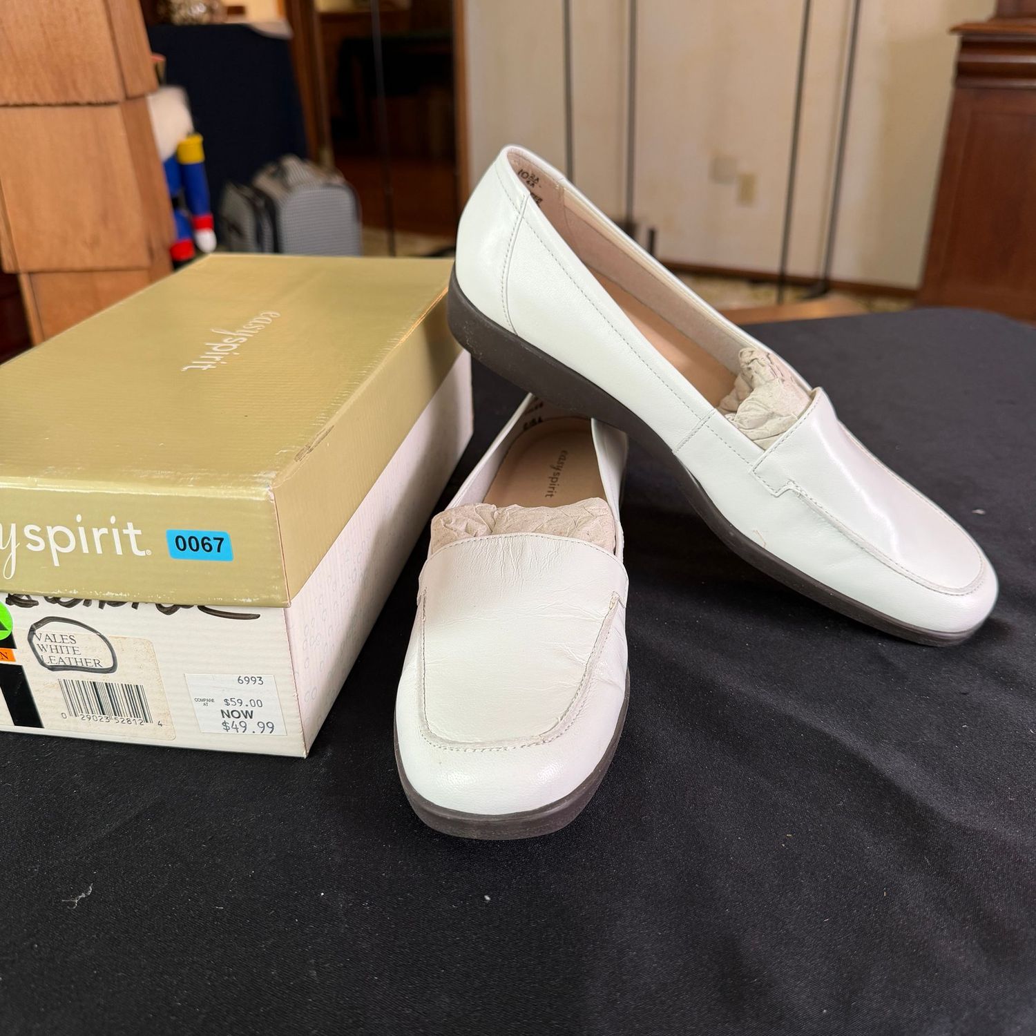 Easy Spirit vales white leather women's size 10N shoes, unworn, B0067 Easy Spirit vales white leather women's size 10N shoes, unworn, B0067