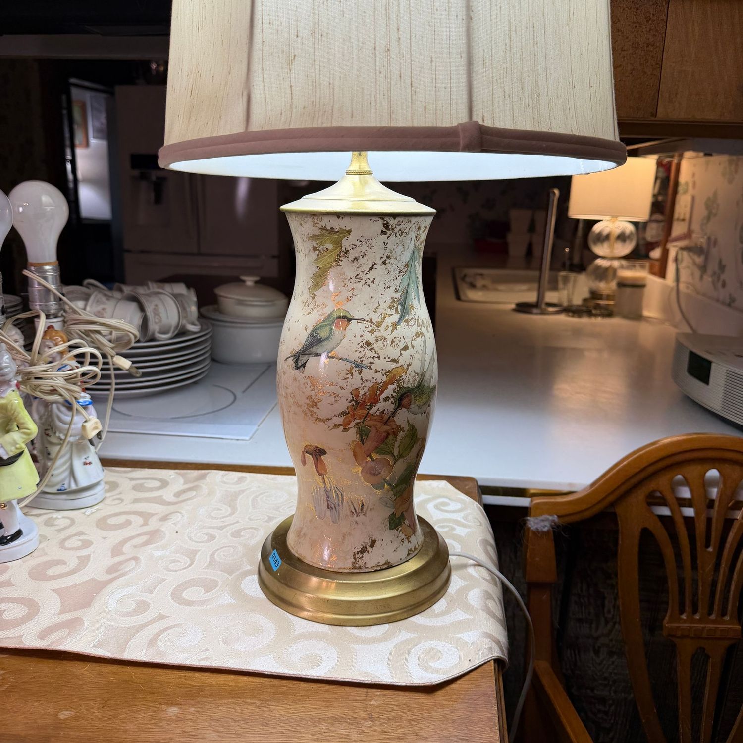 Floral and hummingbird decopage over ceramic table lamp, may need tightening, does need a new shade, 28 Floral and hummingbird decopage over ceramic table lamp, may need tightening, does need a new shade, 28"H, B0143