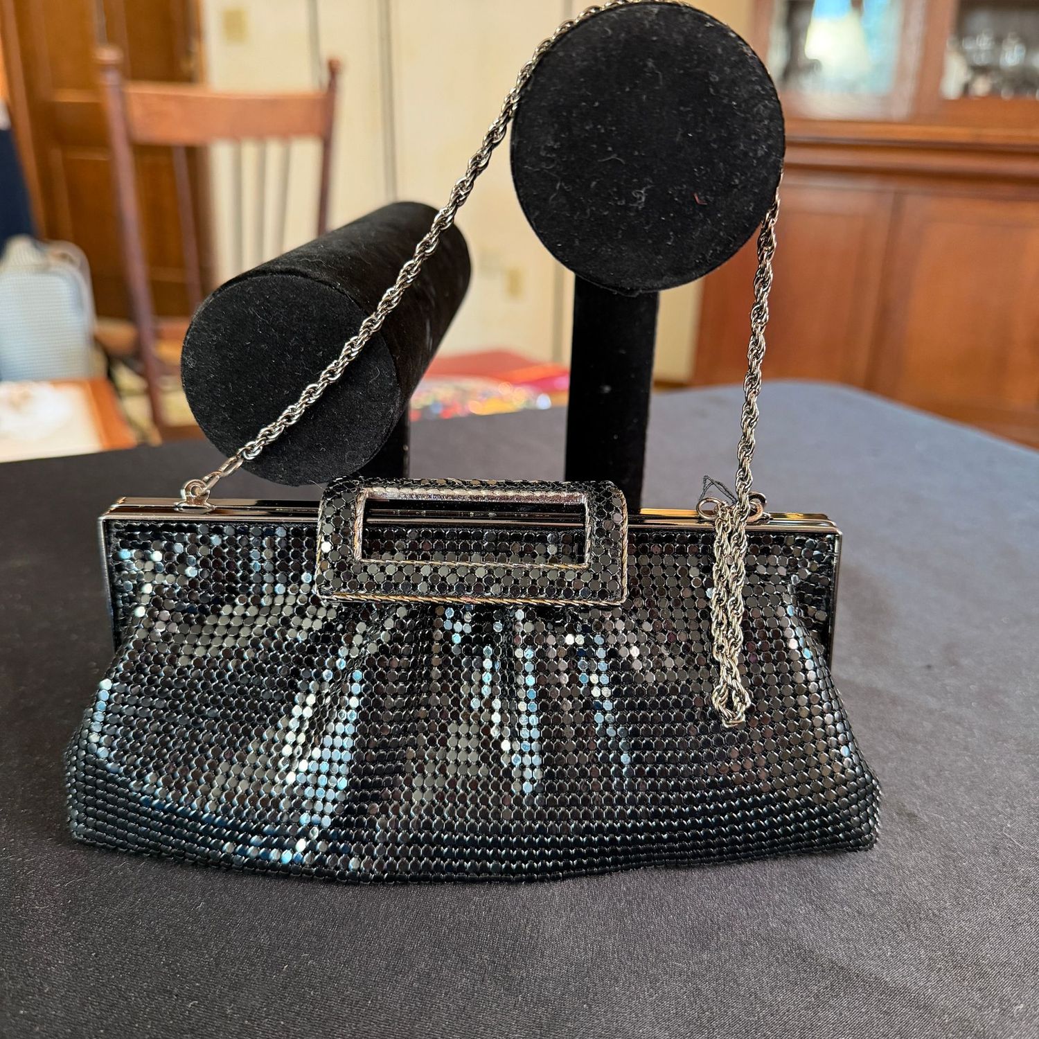 The Limited metal mesh evening bag/purse with hinged opening, rope chain, 7.5 The Limited metal mesh evening bag/purse with hinged opening, rope chain, 7.5"W, B0145