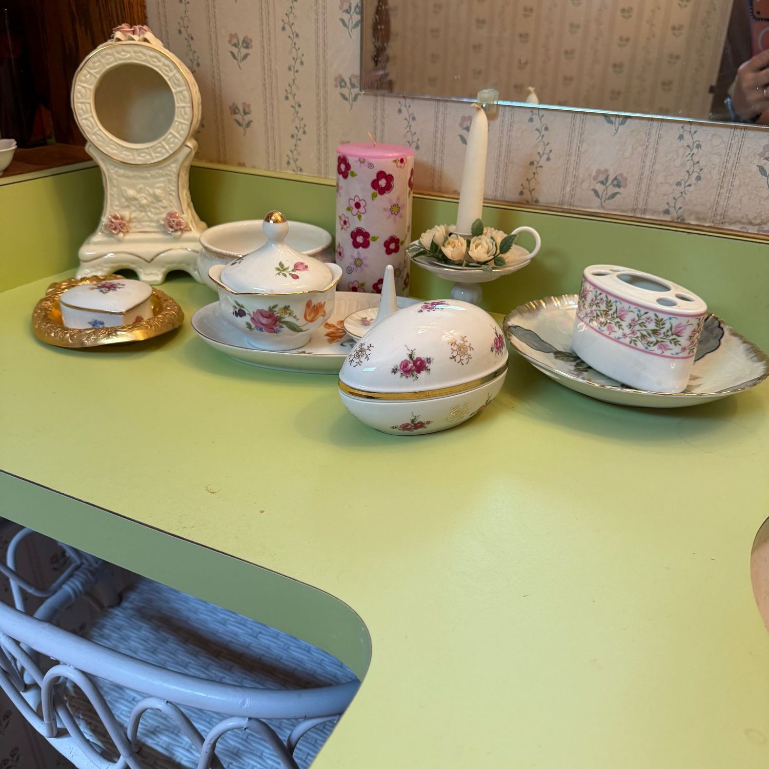 Vintage floral ceramics, trinket boxes, candle holder, clock body, all 3-10 Vintage floral ceramics, trinket boxes, candle holder, clock body, all 3-10"