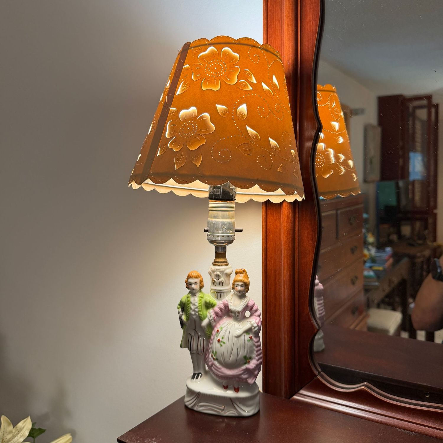 Vintage porcelain courting vanity, dresser lamp with silhouette paper shade, 16 Vintage porcelain courting vanity, dresser lamp with silhouette paper shade, 16"H