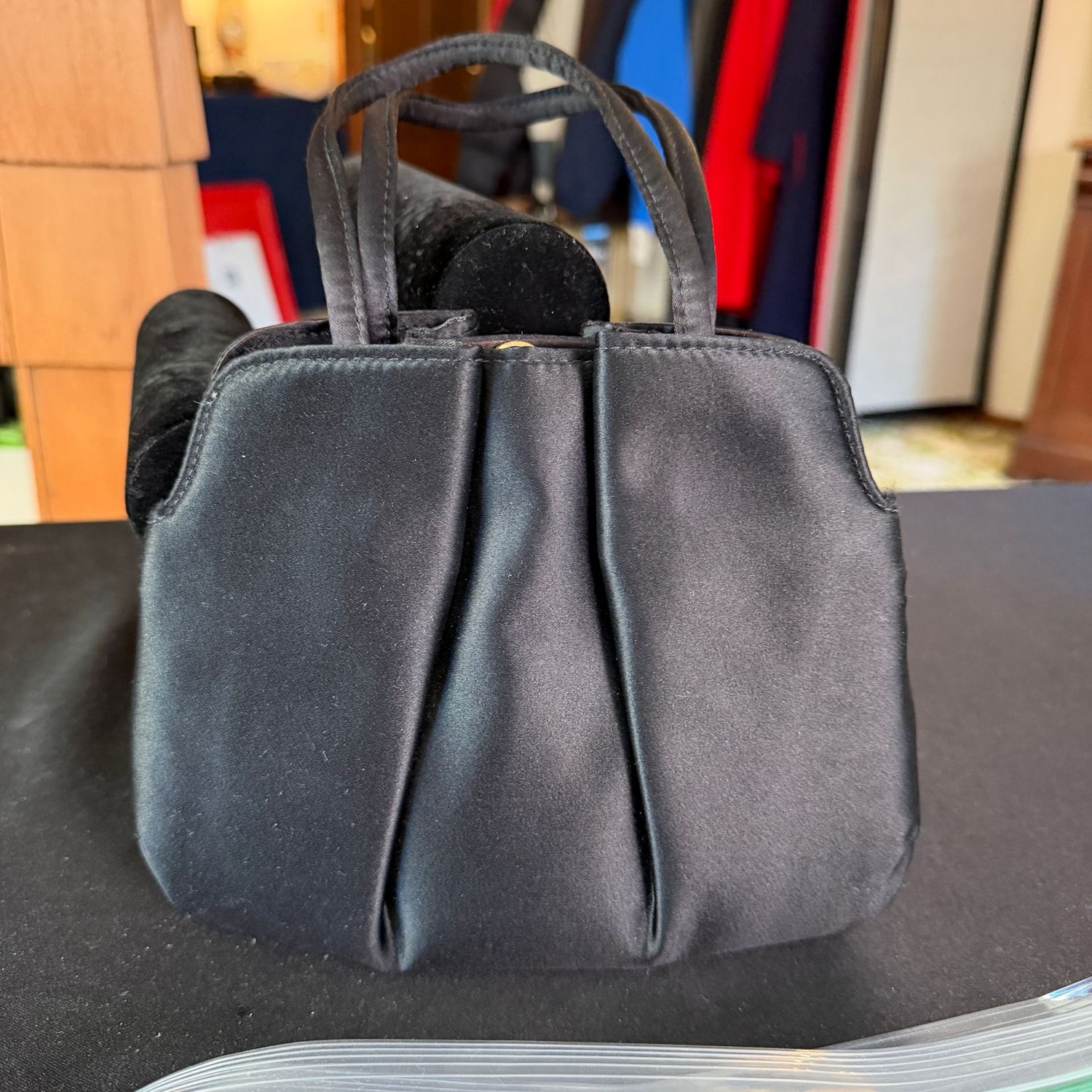 Black satin evening bag purse 7"W, B0210