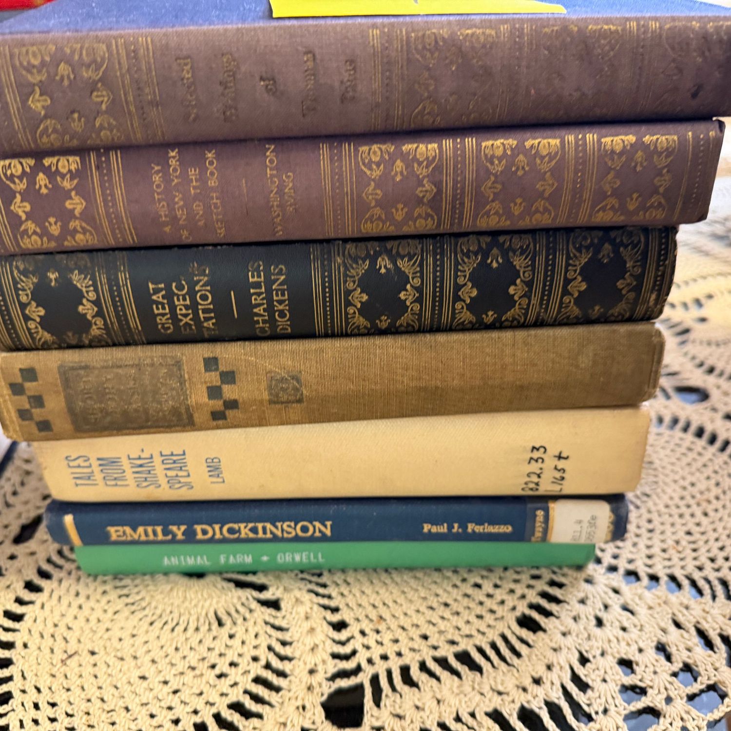 Book lot 9, Great Expectations, Tales from Shakespeare, a History of New York and the Sketch Book Book lot 9, Great Expectations, Tales from Shakespeare, a History of New York and the Sketch Book