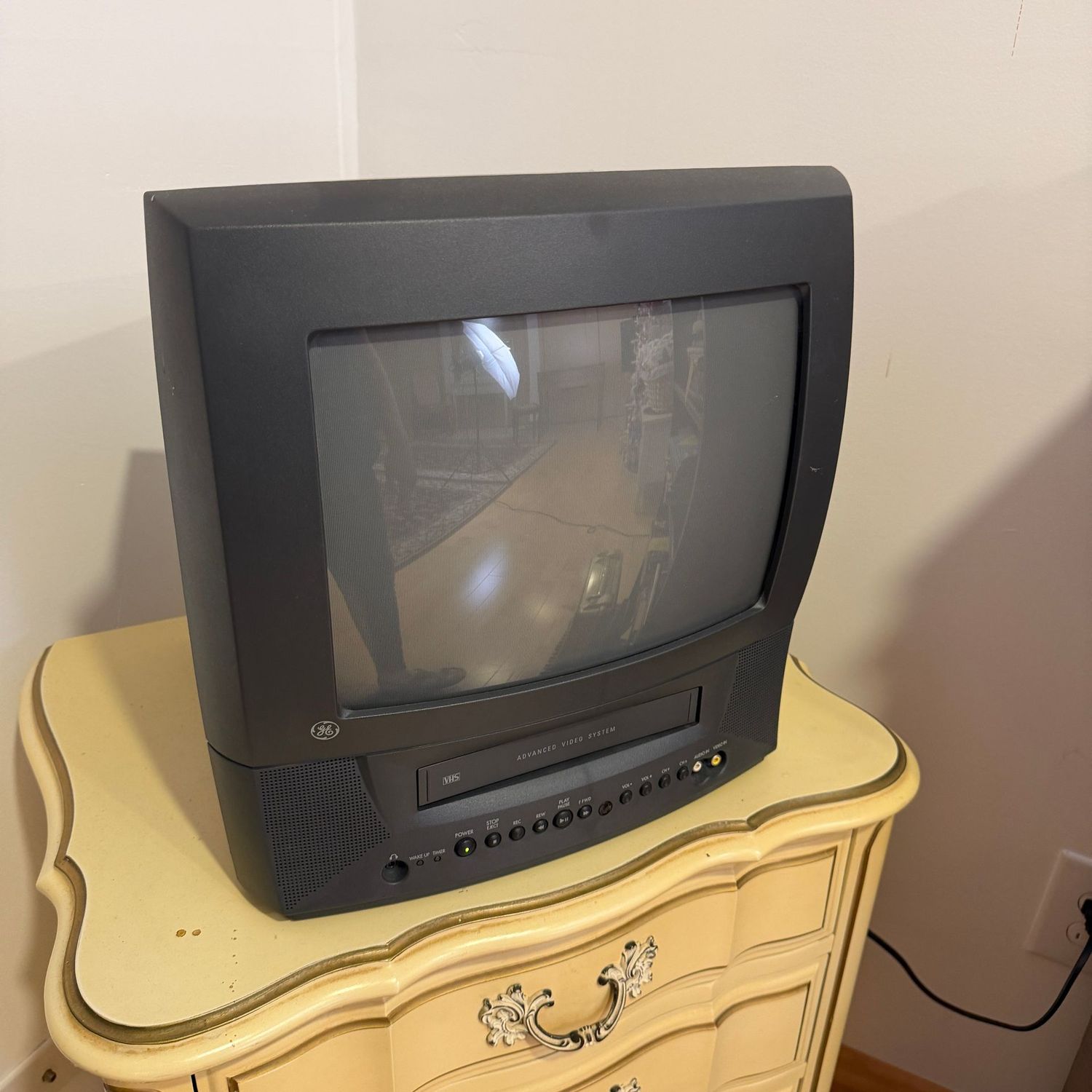 Plays those vintage VHS tapes and video games with this GE 13 Plays those vintage VHS tapes and video games with this GE 13" box TV, appears to be in good working order, no controller (this item is heavy and upstairs)