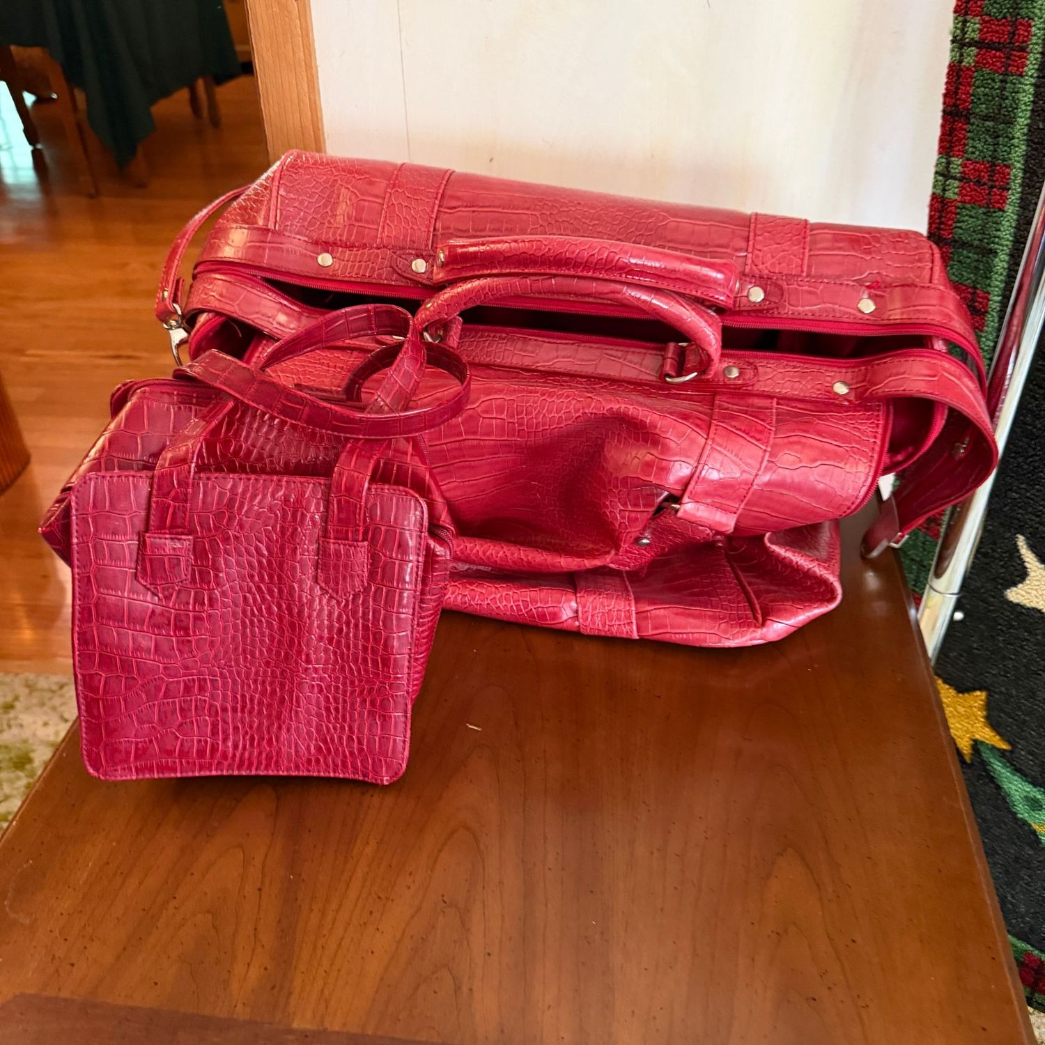 Cranberry Bath & Body Works travel duffel bag, approx. 28 Cranberry Bath & Body Works travel duffel bag, approx. 28"L, and small pouch
