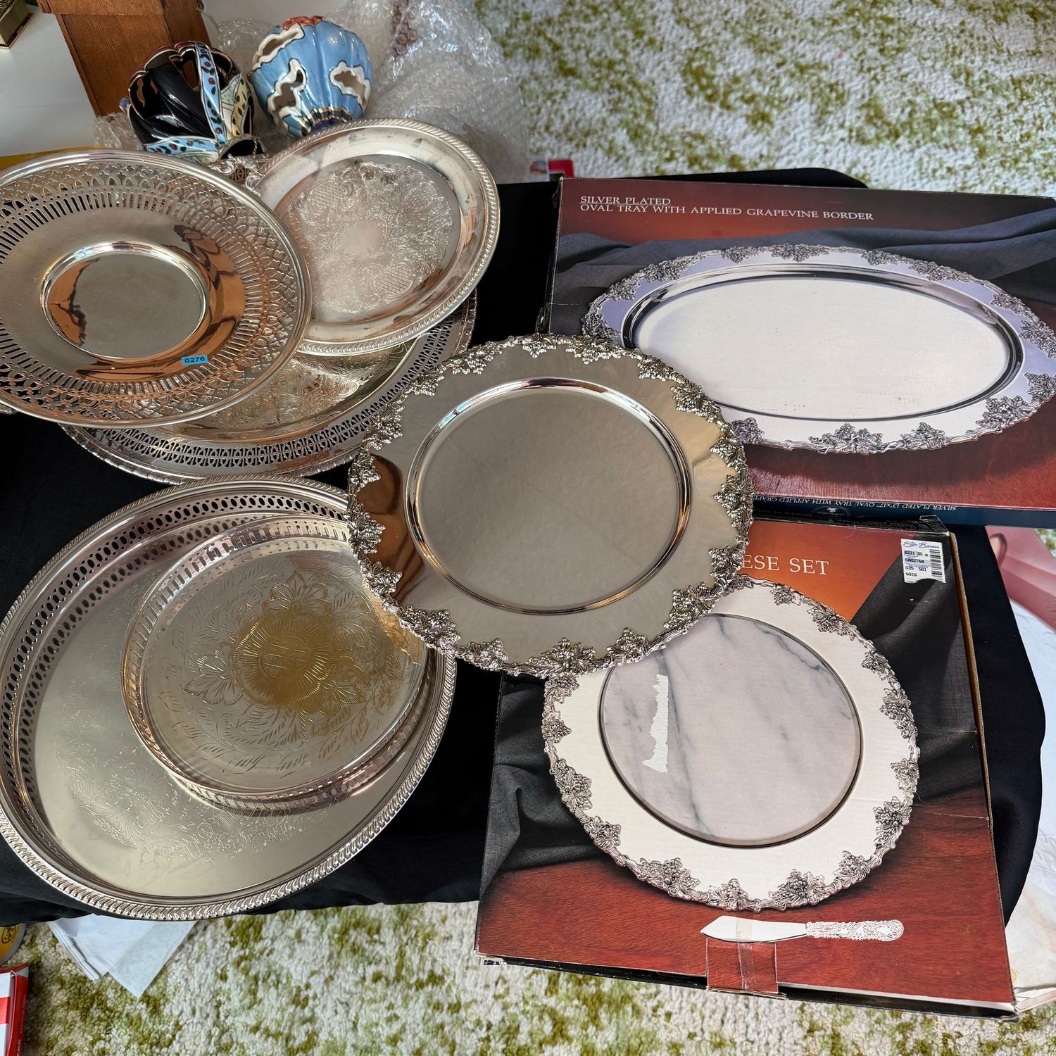 Great selection of silver-plated trays, some still boxed, up to 17 Great selection of silver-plated trays, some still boxed, up to 17"L, B0276