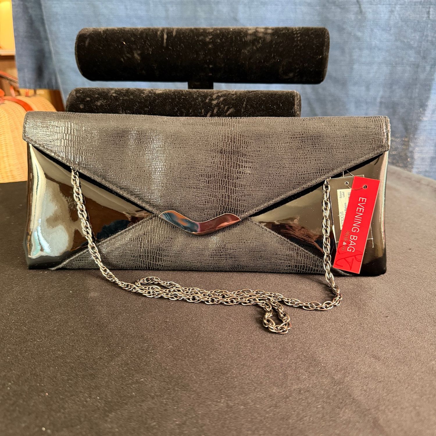 Black Style & Co. evening bag purse with envelope closure, 11 Black Style & Co. evening bag purse with envelope closure, 11"L, B0415