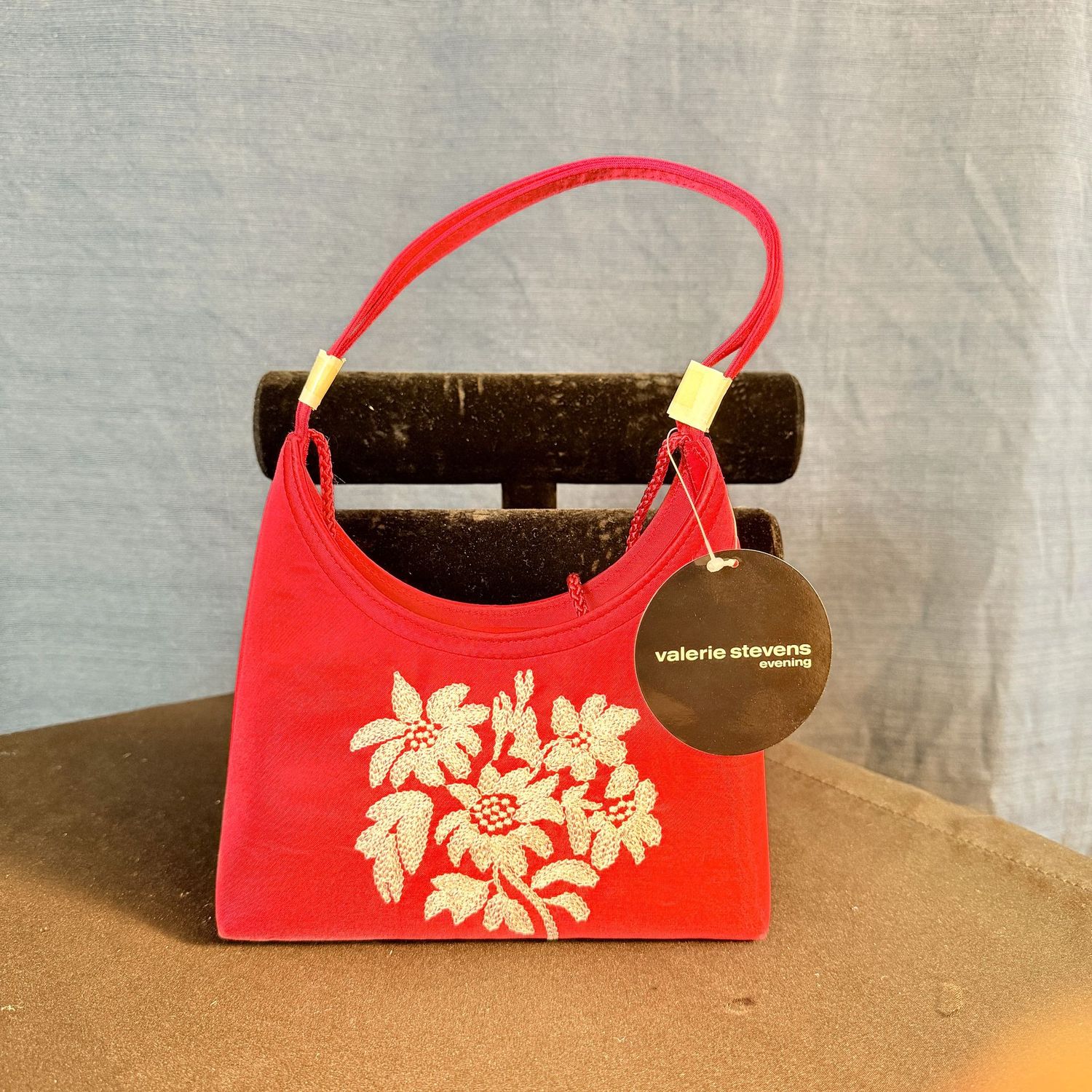 Valerie Stevens cranberry red floral evening bag purse, 7"W, B0388