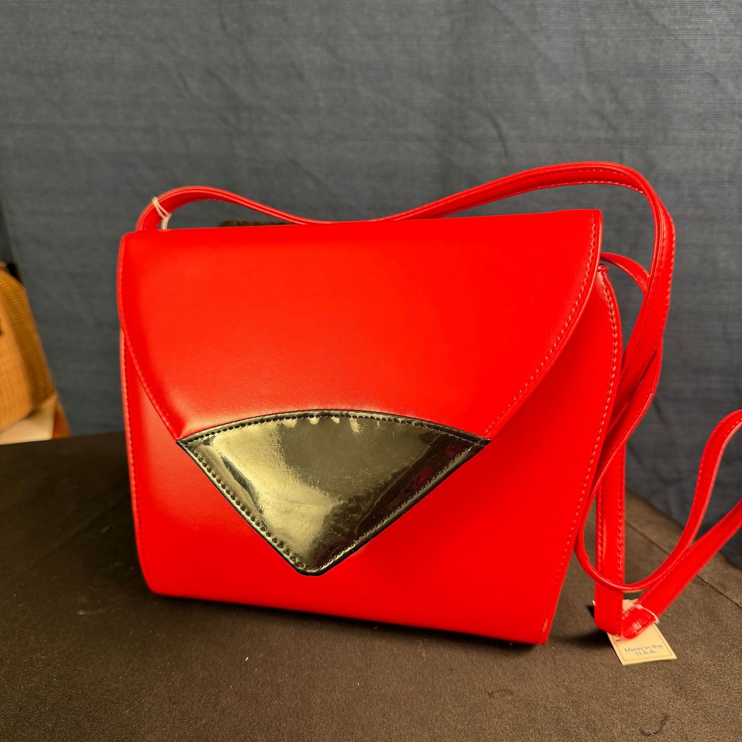 Red and black purse, 9 Red and black purse, 9"W, B0381