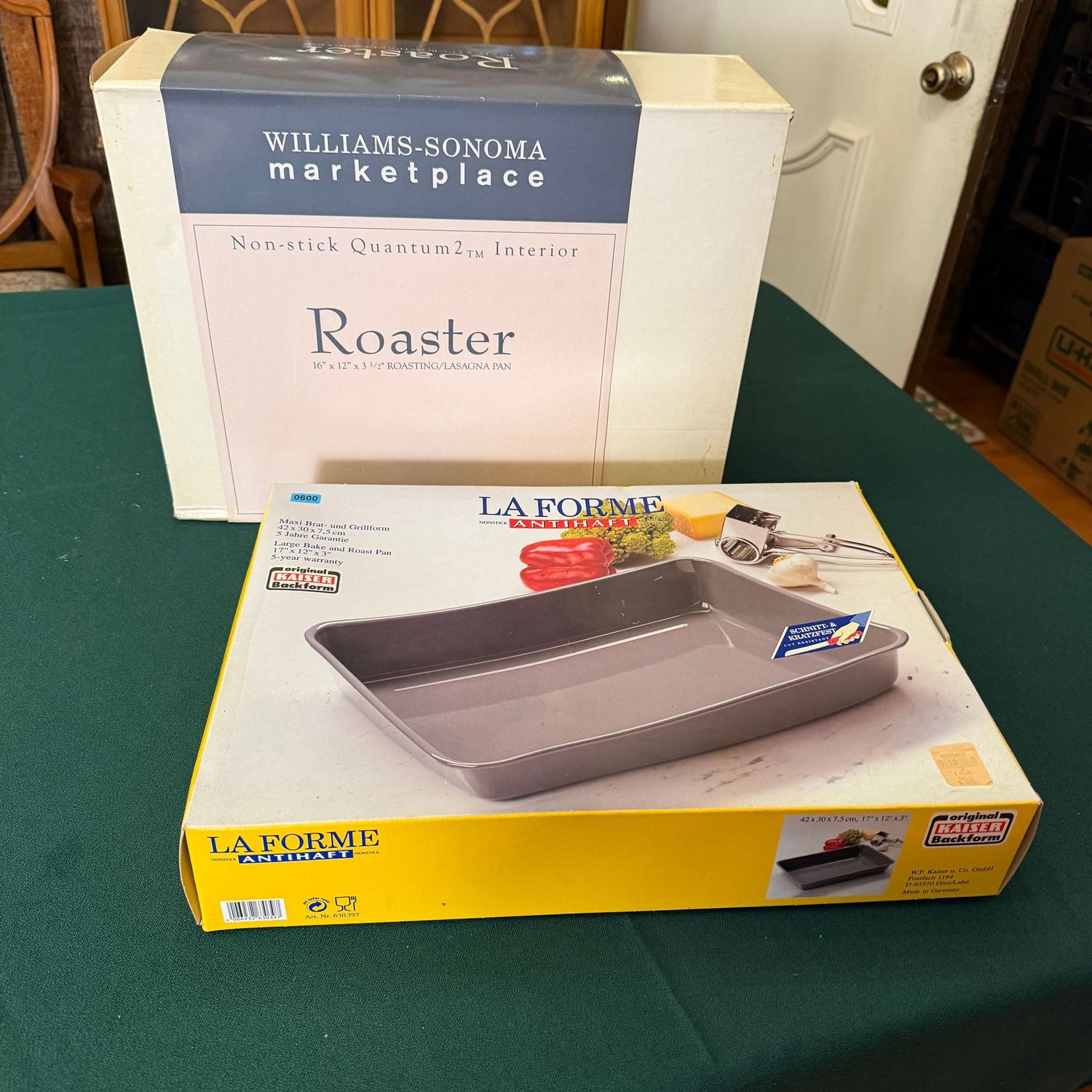Laforme and Williams-Sonoma nonstick roasting pans, B0600 Laforme and Williams-Sonoma nonstick roasting pans, B0600