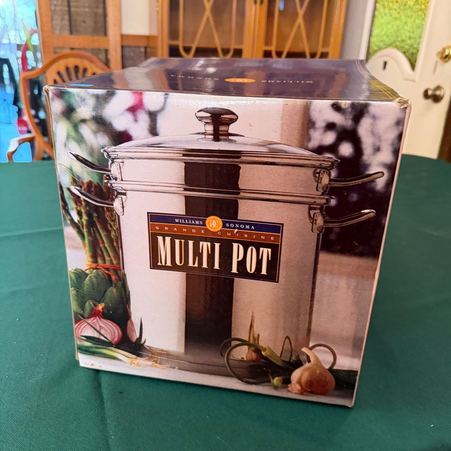 Williams-Sonoma 12-Quart Multi Pot in box, B0622 Williams-Sonoma 12-Quart Multi Pot in box, B0622
