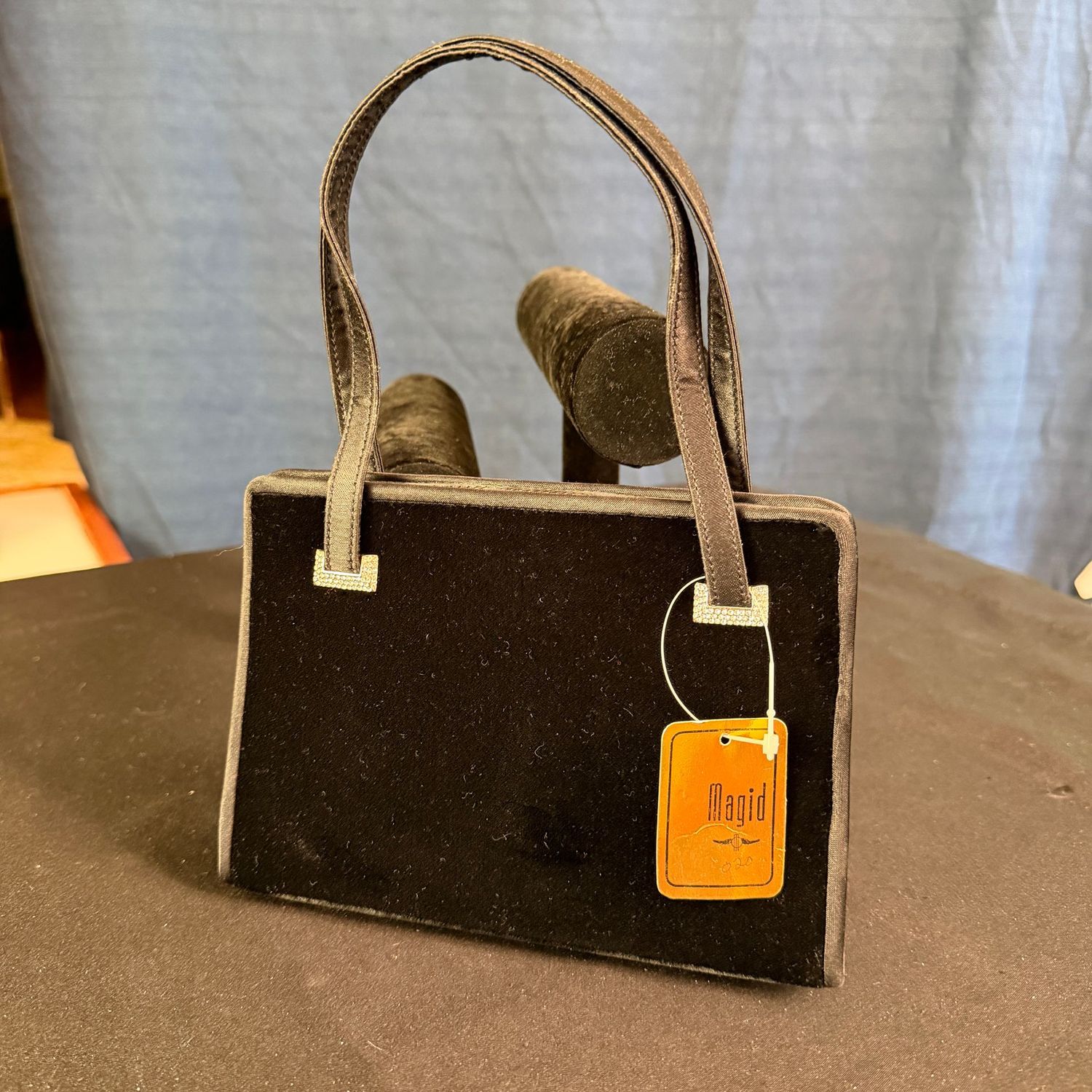 Magid velvet 7 Magid velvet 7" evening bag purse B0442