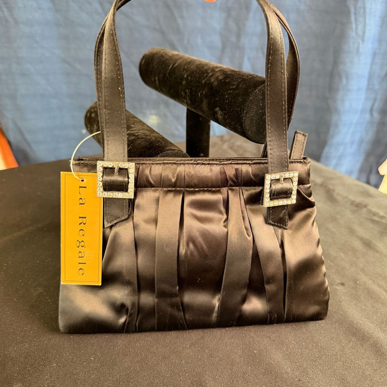 LaRegale satin 8 LaRegale satin 8" evening bag purse B0447