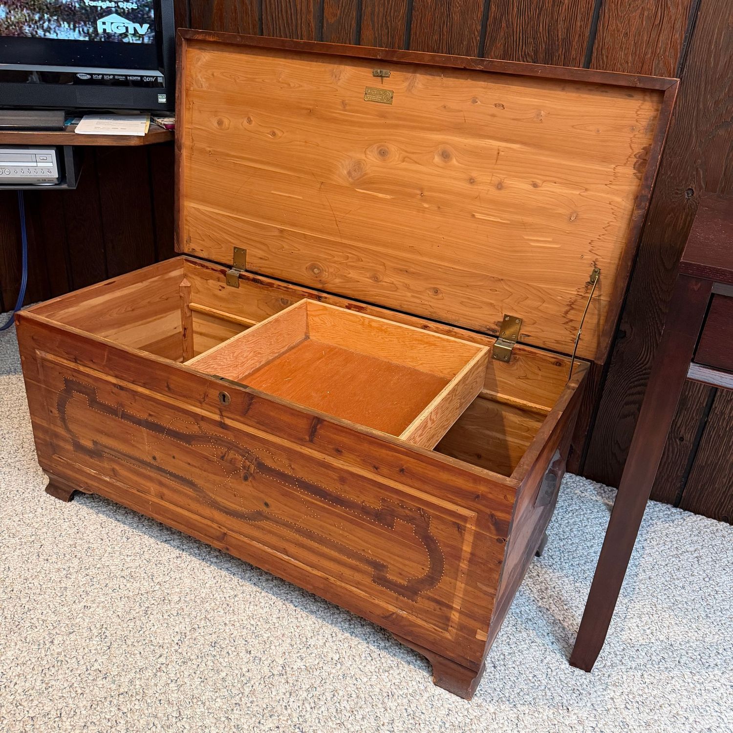 The Standard Red Cedar blanket chest, wood handles, good condition, some scratches, a few chips, 17 The Standard Red Cedar blanket chest, wood handles, good condition, some scratches, a few chips, 17"H x 19"D x 42"L