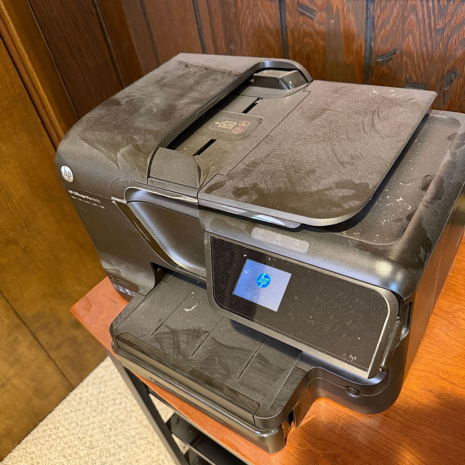 HP Officejet Pro 8600, turns on, appears to need ink and possibly adjustment