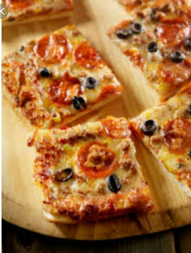 Sausage Pizza  E.Large From Tehzeeb