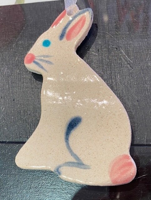 Lapin assis