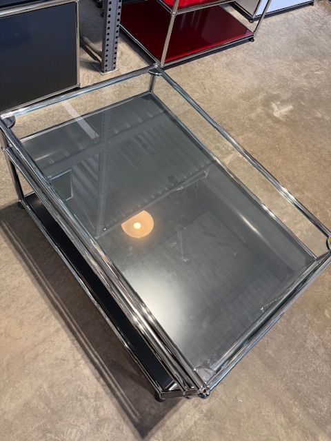 USM Haller Couchtisch, anthrazit, Ausstellungsmodel