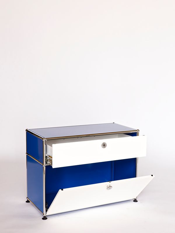 USM HALLER Kommode, enzianblau/weiss, Ausstellungsmodell