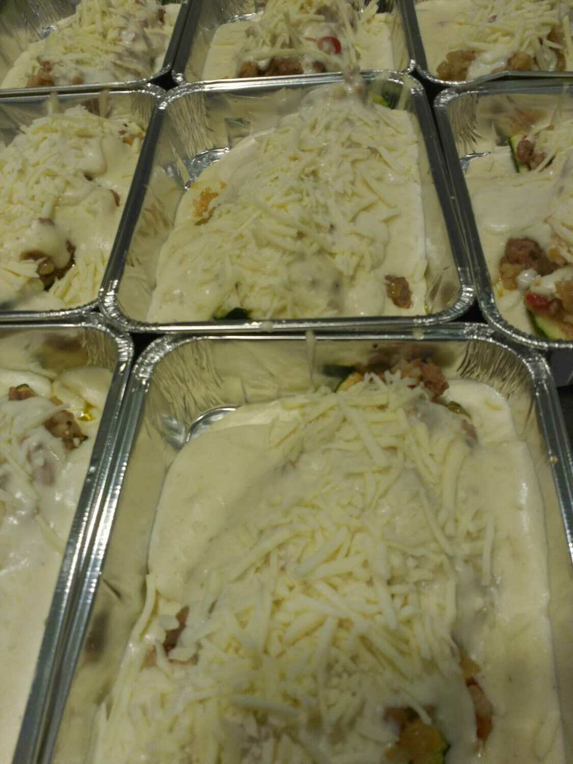 Calabacín relleno de carne y verduras