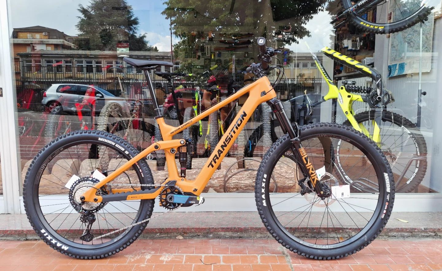 Transition Regulator - Madrone Gold
