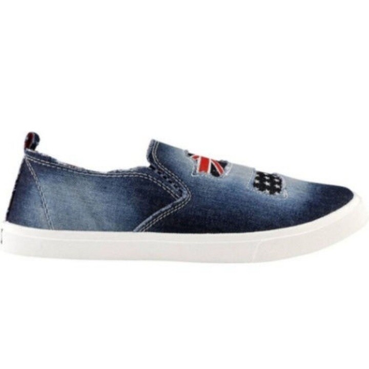 Mens shoes