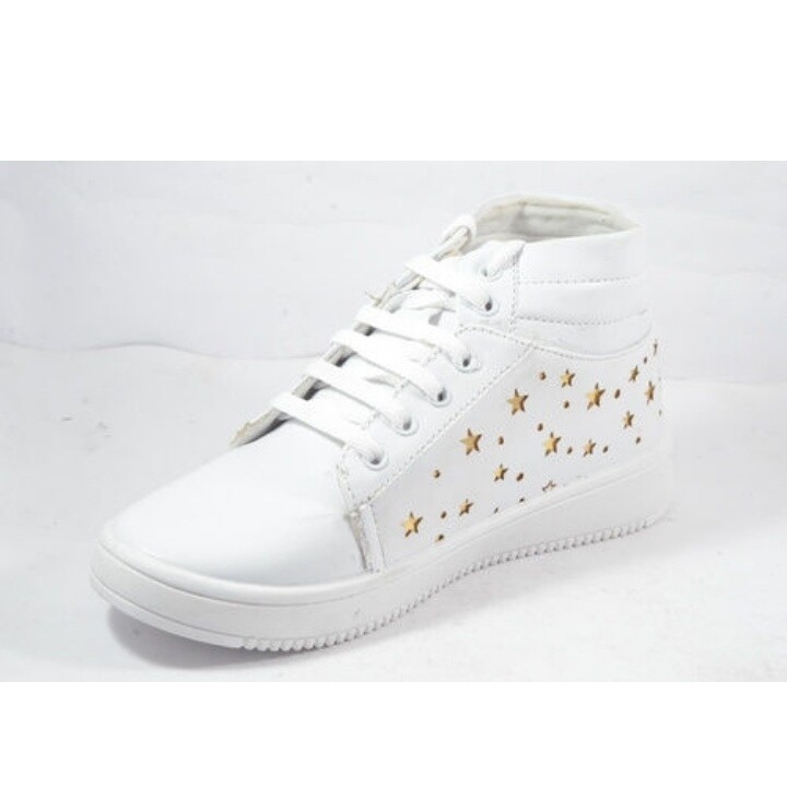 Girls shoes